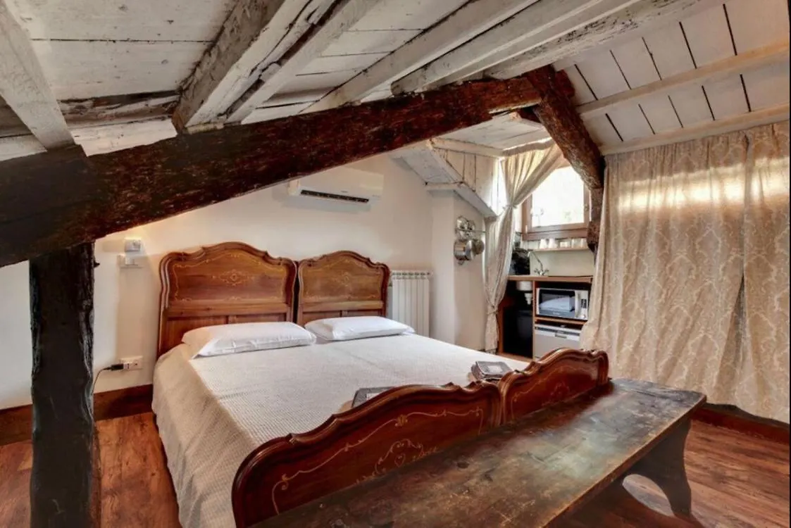 Venice Traditional Home With Terrace דירה